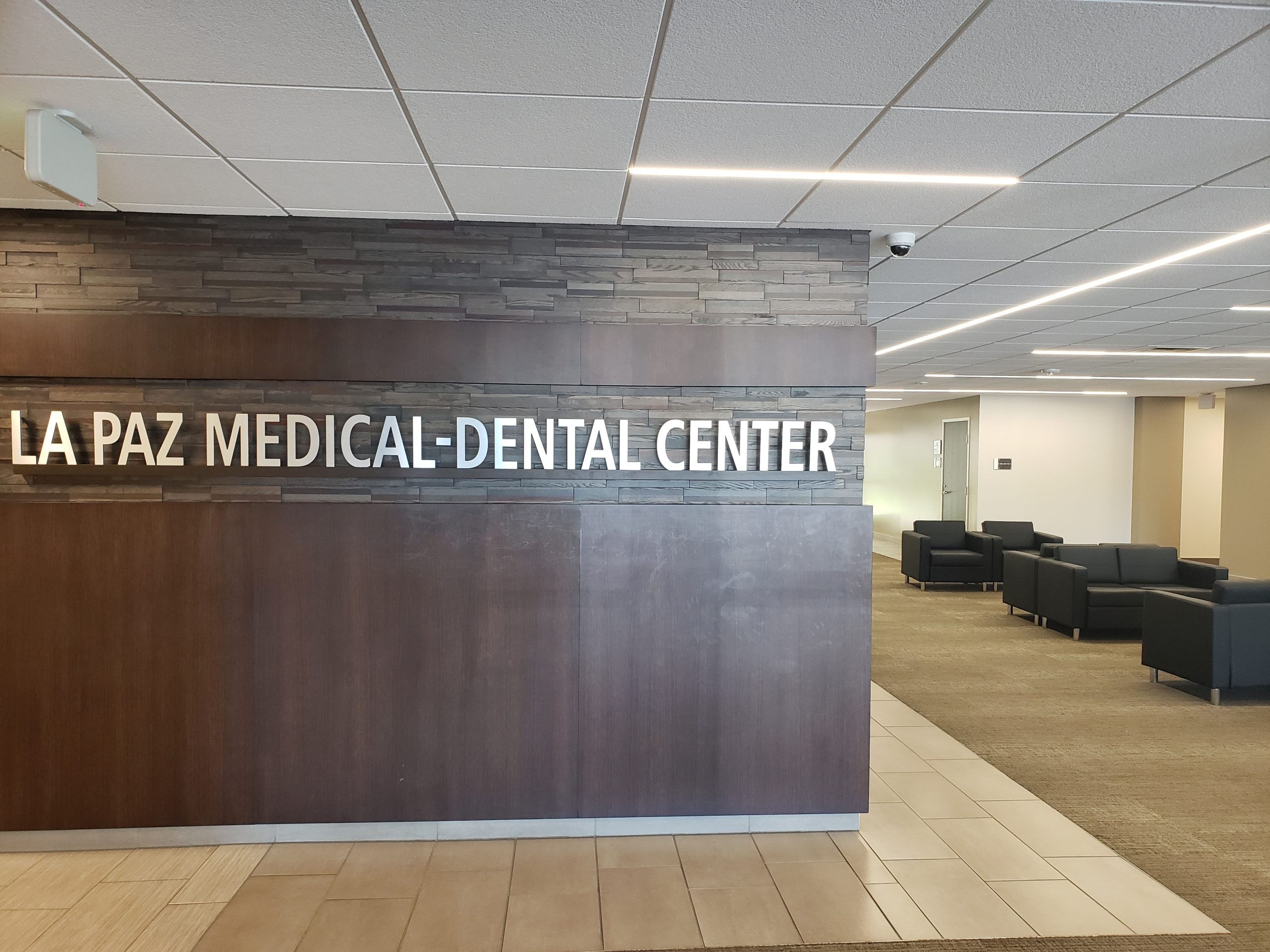 lobby-1-dr-caplanis